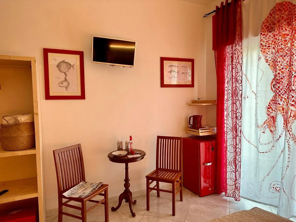 Casa Del Palombaro Guest House Le Grazie Italy